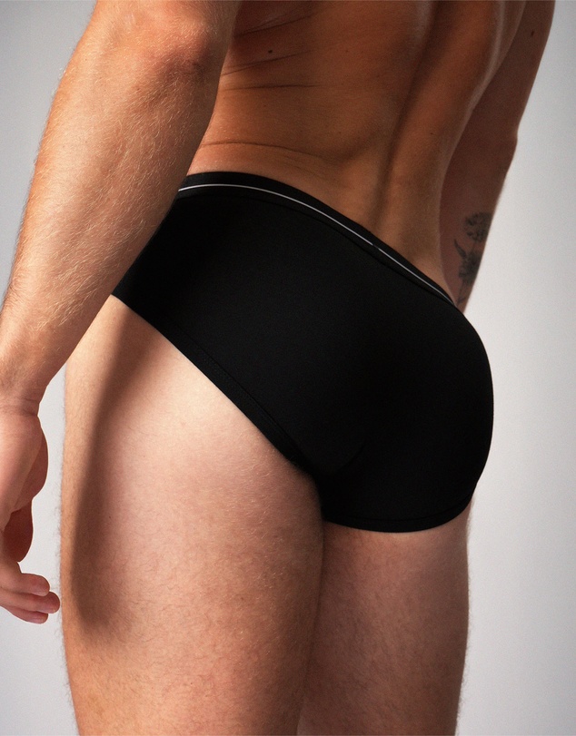 TEAMM8 - Icon Brief