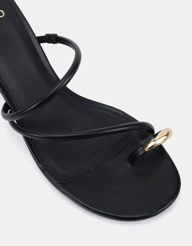 Novo - Unite Heels