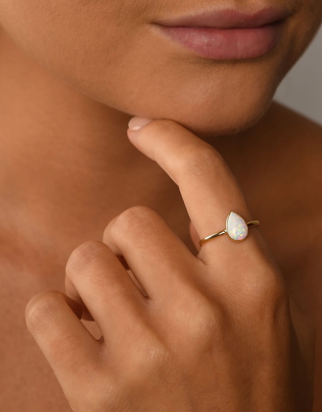 Von Treskow - Pear Czelline Opal Ring