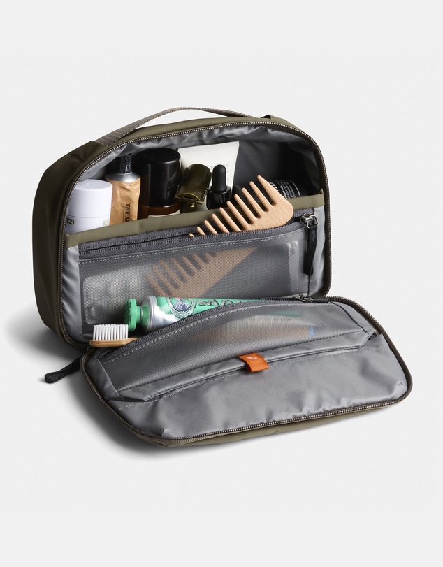 Bellroy - Hanging Toiletry Kit