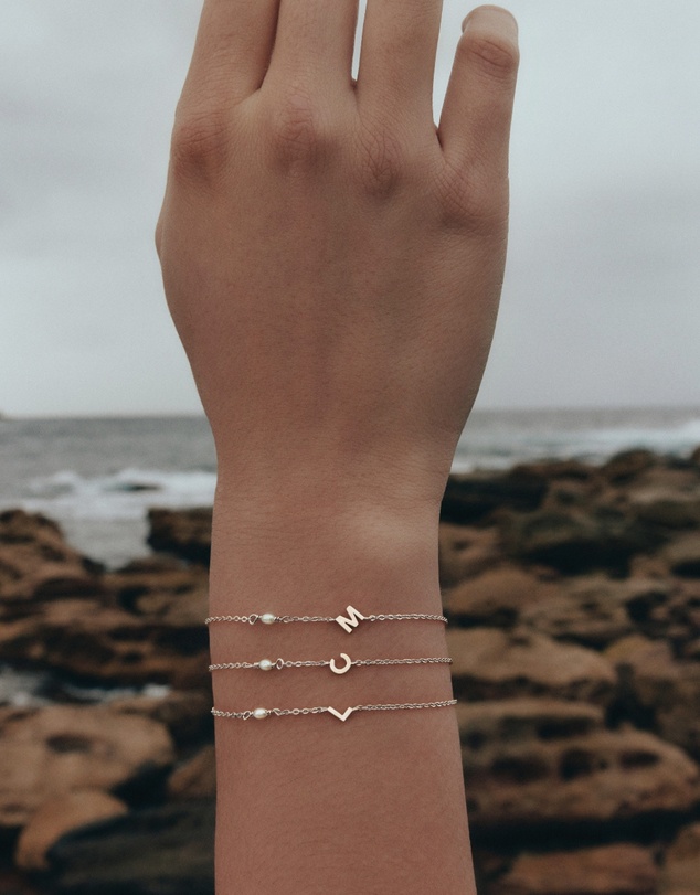 SAINT VALENTINE - Pearl Letter Bracelet - Silver