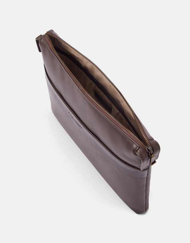 R.M.Williams - Farrier Tech Folio