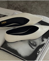 Siren - Locke Flat Pumps