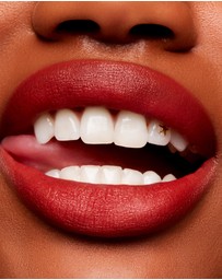 MAC - Powder Kiss Velvet Blur Slim Stick