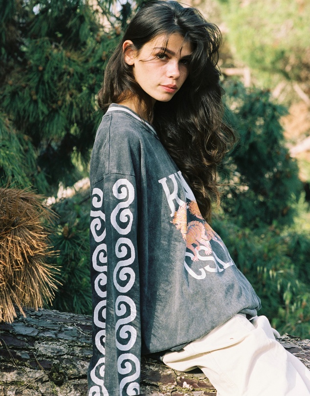 KINGA CSILLA - Deserted Dragon Tommy Tee