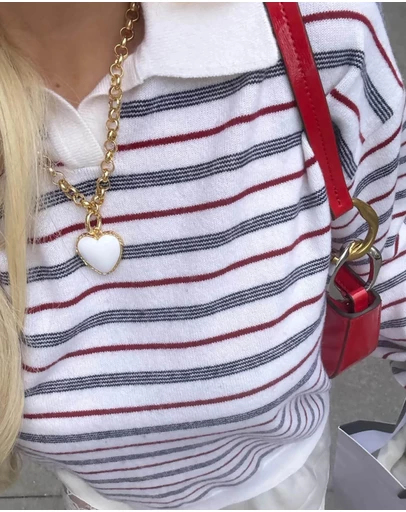 Emma Pills - Hot Hearts Necklace