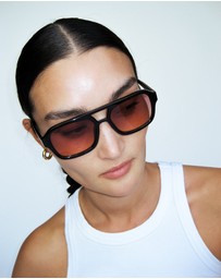 Reality Eyewear - Runway