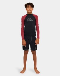 Quiksilver - Boys 8 to 16 On Tour Long Sleeve Rash Vest