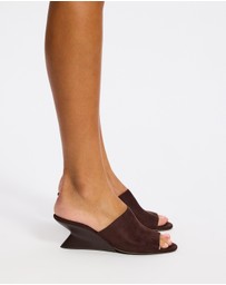 Dazie - Sal Structured Wedge Mules