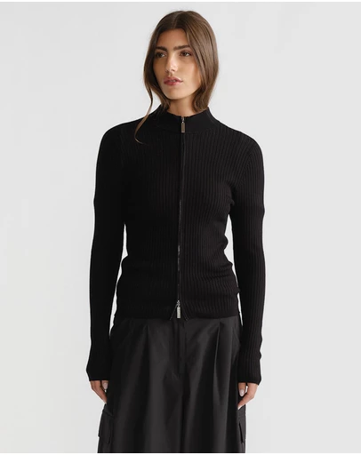 Decjuba - D-Luxe Knit Zip Long Sleeve Top