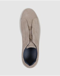 Brando - Phelps Sneakers