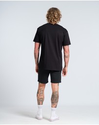 Vacancy Co - Palm Frond Tee