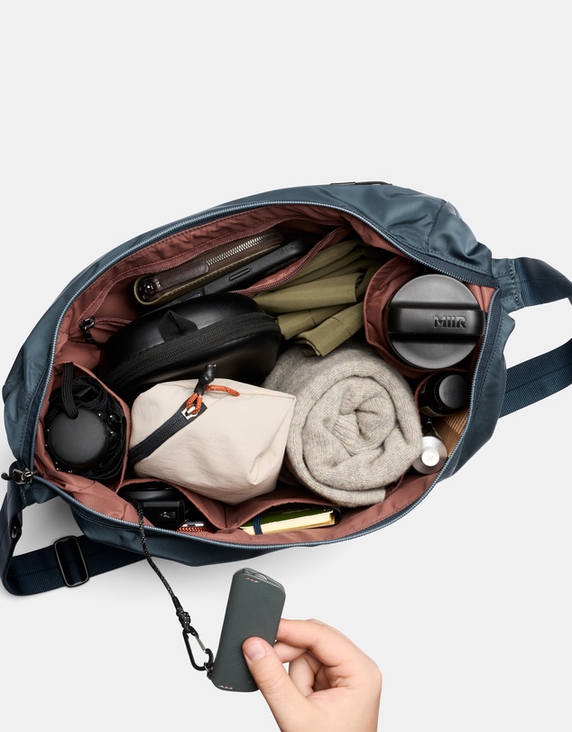 Bellroy - Laneway Crescent Bag 12L