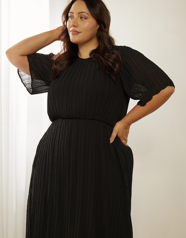 Atmos&Here Curvy - Felicity Pleated Midi Dress