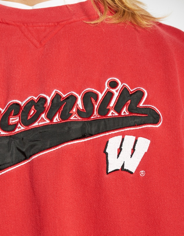 Vintage by The Real Deal - Pre Loved - 90s NCAA University of Wisconsin Badgers Sweatshirt