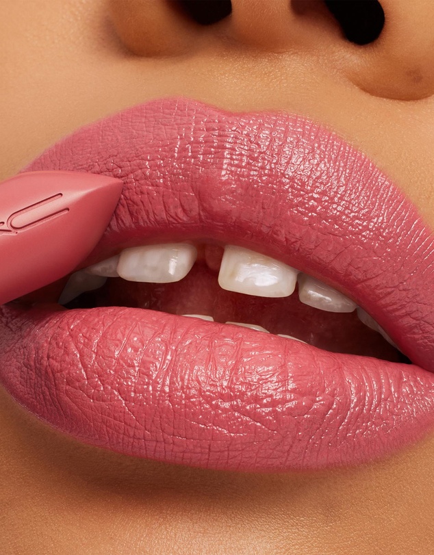 MAC - MACXIMAL Sleek Satin Lipstick Brave