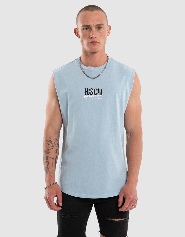 Kiss Chacey - Traditional Dual Curved Muscle Tee