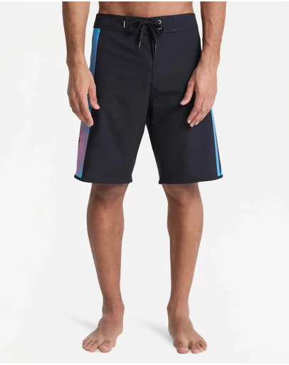 Quiksilver - Mens Surfsilk Holmes 20