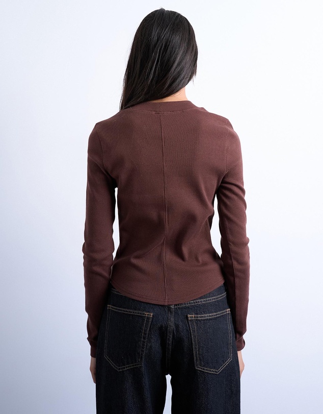 TOPSHOP - Rib Long Sleeve Curved Hem Top