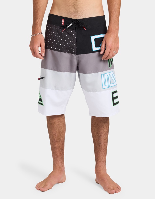 Quiksilver - Mens Mo Massive 23