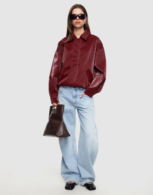 Lioness - Kenny Bomber