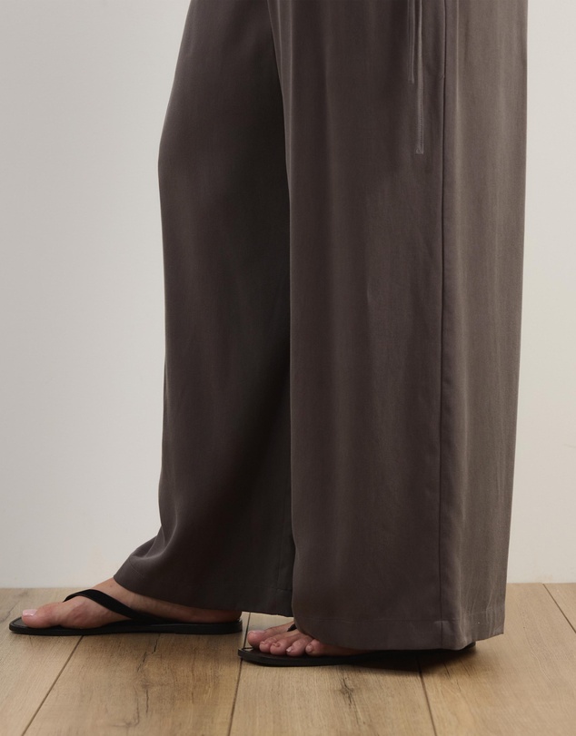 Atmos&Here Curvy - Viola Wide Leg Tie Detail Pants