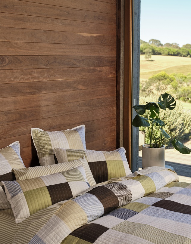 Linen House - Mateo Quilt Cover Set