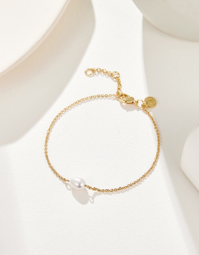 Mestige - Lucia Freshwater Pearl Bracelet - 18K Gold Plated