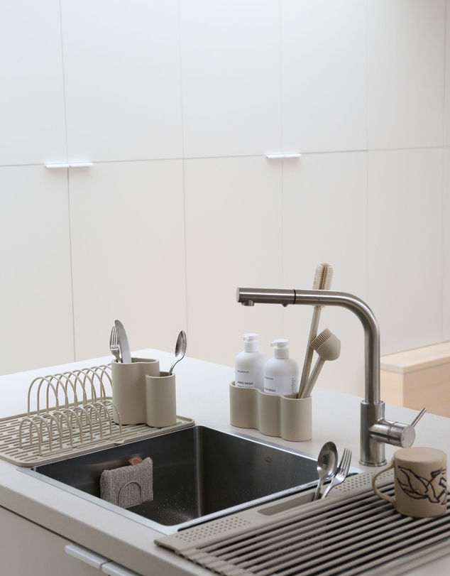 DESIGNSTUFF - DRIP Store-All Cutlery Drainer/Holder