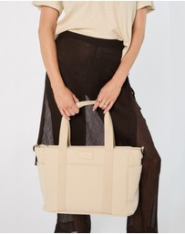 AMP AND SAND - Journey Zip Tote Bag
