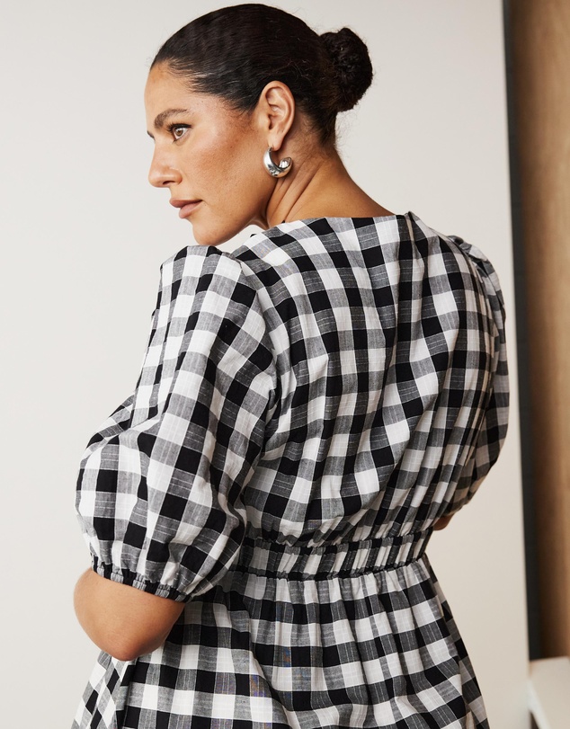 Atmos&Here Curvy - Penny Gingham Maxi Dress
