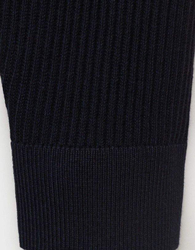 M.N.G - Antigua Sweater