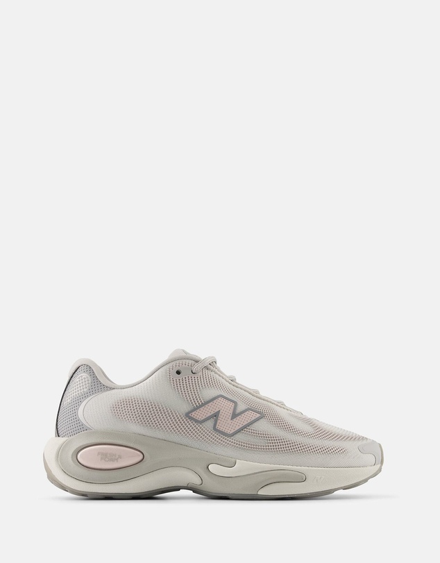 New Balance - AC Runner - Women's