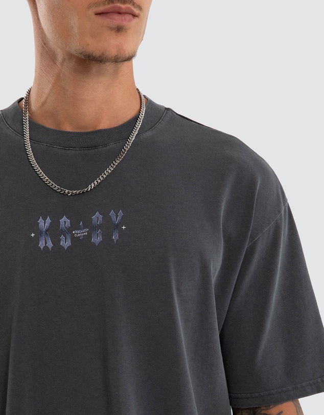Kiss Chacey - Collapse Box Fit Tee