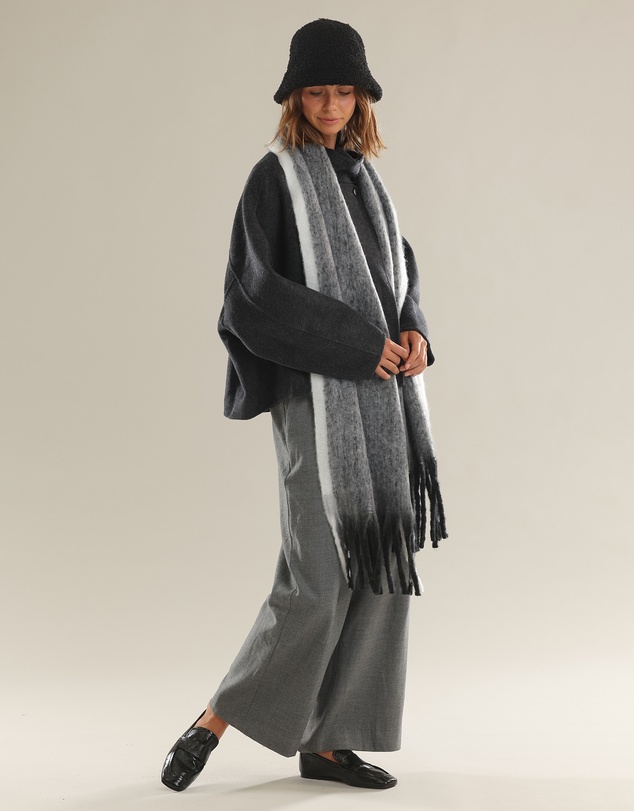 Morgan & Taylor - Montana Teddy Cloche Hat in Black