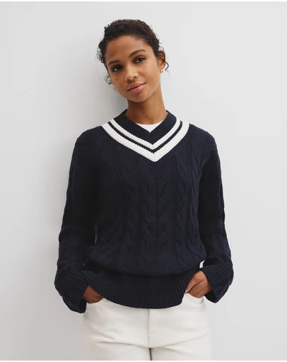 Country Road - V-neck Cable Knit