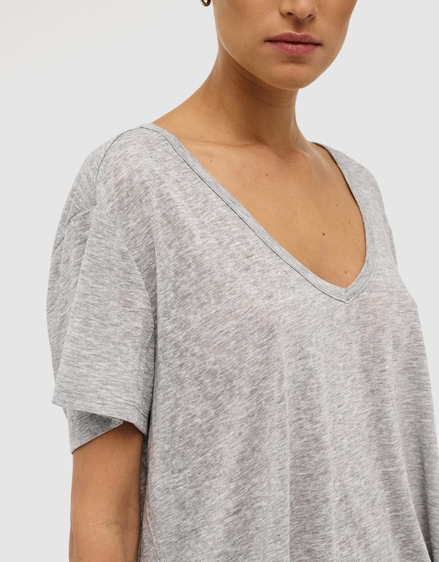 Neuw - Girlfriend Deep V Tee