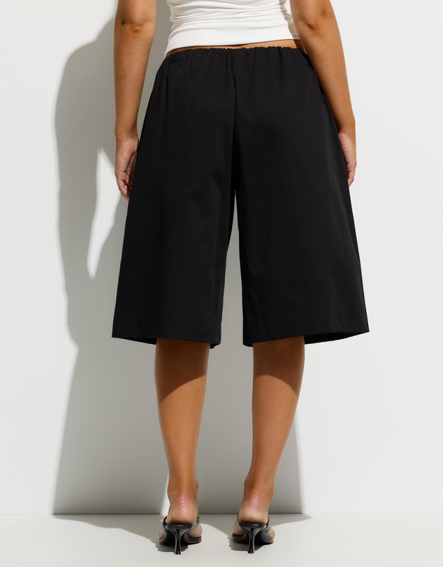 Dazie - Cyprus Longline Bermuda Shorts