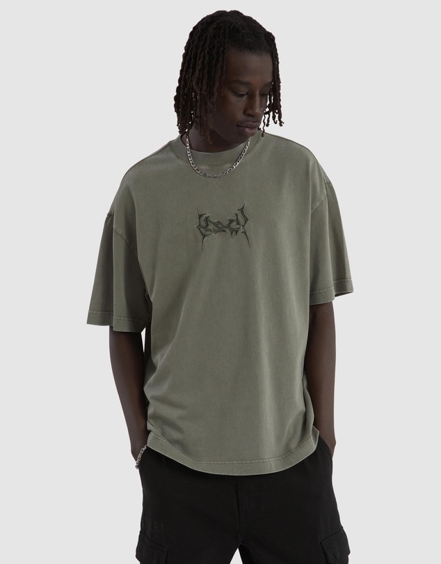 Kiss Chacey - Fangs Street Tee