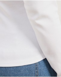 Atmos&Here Curvy - Organic Cotton Rib Scoop Neck Top