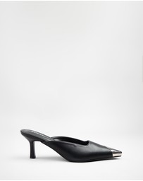 RAID - Elkana heeled Pumps with metal toe in Black