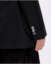 Minima Esenciales - Talia Wool Belted Blazer