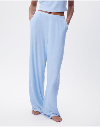 LIGHT BLUE