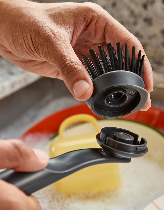 Joseph Joseph - SinkTech™ Dish Brush with Replacement Head