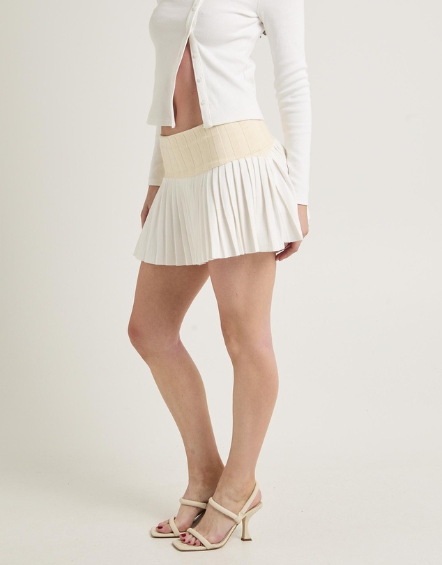 Alice In The Eve - Zoe Pleated Mini Skirt
