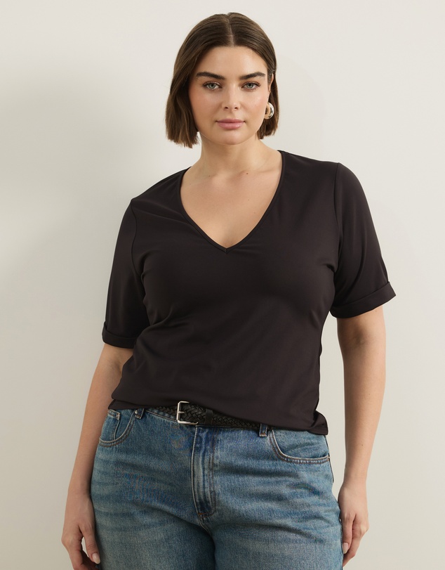 Atmos&Here Curvy - Deep V-Neck T-Shirt