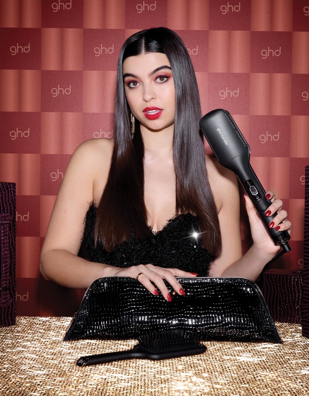 ghd - duet style 2 in 1 Hot Air Styler Gift Set in Black ( Valued at $702)