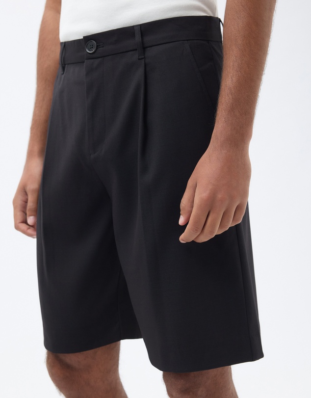 AERE - Tailored Pleated Shorts