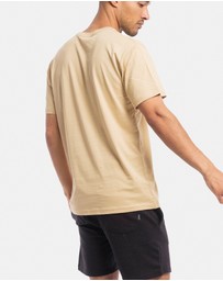 Xander - Grid Tee