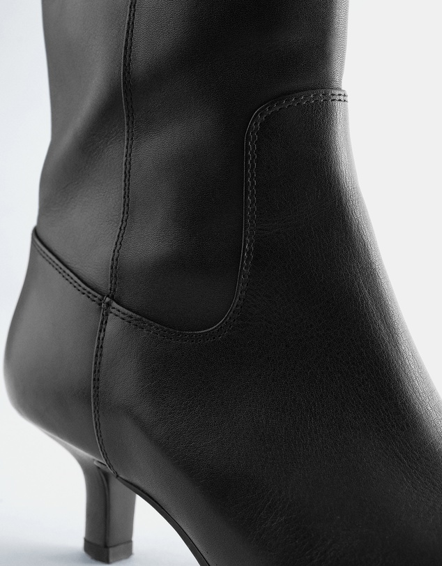 & Other Stories - Kitten Heel Suede Ankle Boots